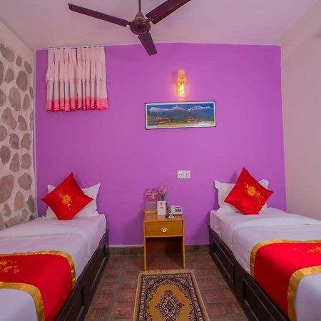 Hotel Fewa Corner & Restro Pokhara Eksteriør billede