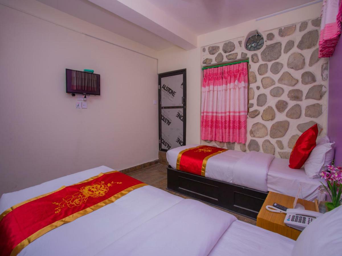 Hotel Fewa Corner & Restro Pokhara Eksteriør billede