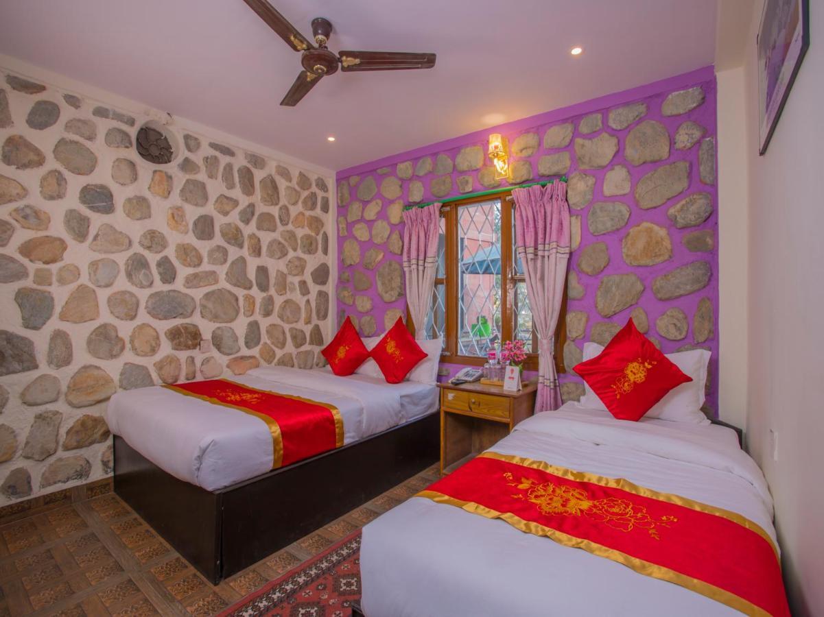 Hotel Fewa Corner & Restro Pokhara Eksteriør billede